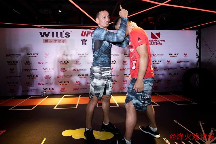 [小炮APP]专家肥荣竞彩分析：科莫主场力求胜利