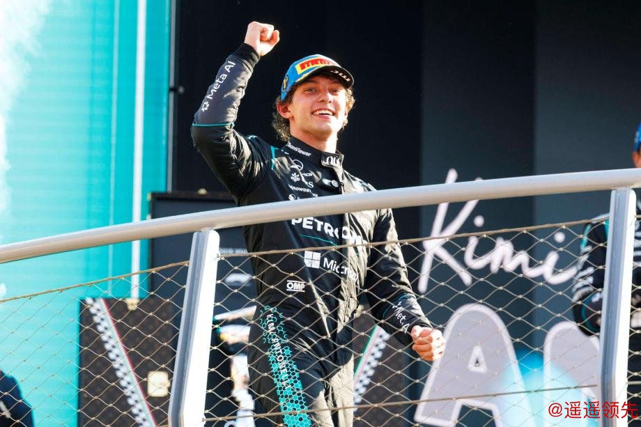 [图]F1意大利大奖赛：安东内利第19位发车逆袭夺冠万博体育